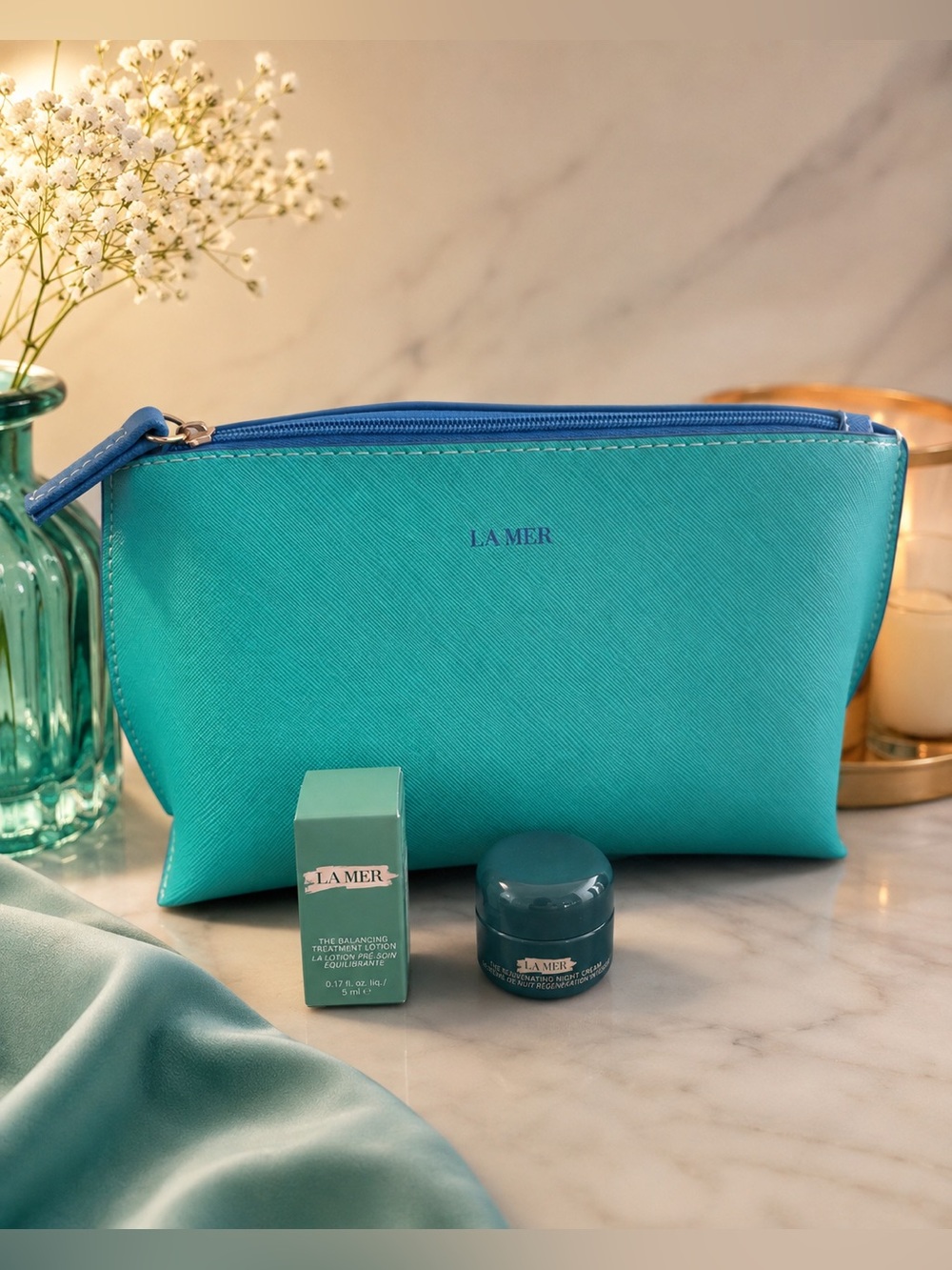 La Mer Pouch w/ la mer treatment lotion & night cream